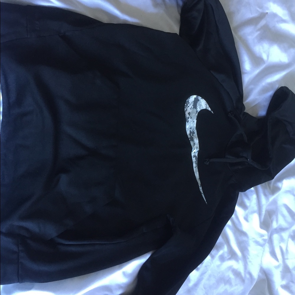 Nike Sweater